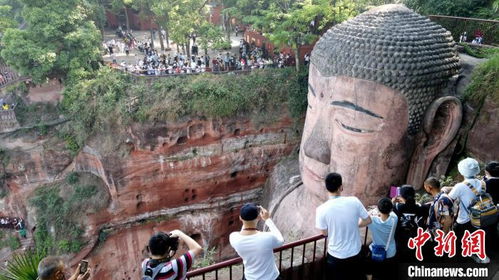 樂山大佛景區實施限流管理，保障游覽安全有序